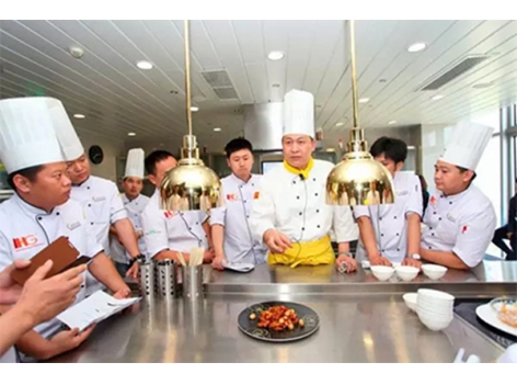 很多失敗的餐飲企業(yè)，到死也沒(méi)明白他輸在：菜品價(jià)格