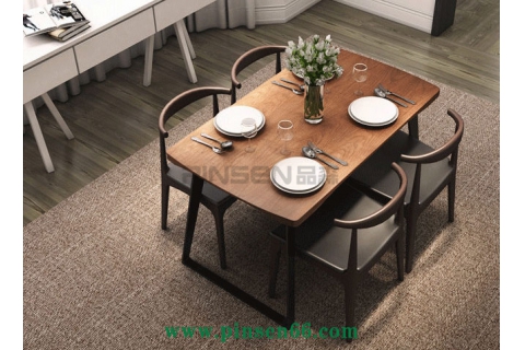 簡(jiǎn)約實(shí)木西餐廳桌椅組合