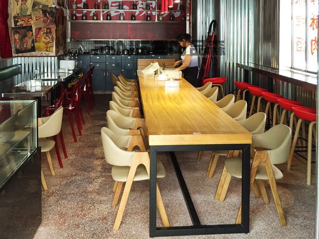 實(shí)木餐桌椅