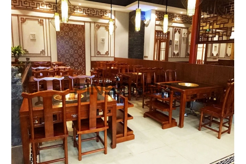 深圳哪里有火鍋店餐桌定制廠家，中式火鍋店設計要注意什么？