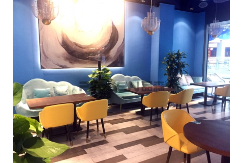 你知道西式餐廳里什么樣的桌椅最適合你嗎？