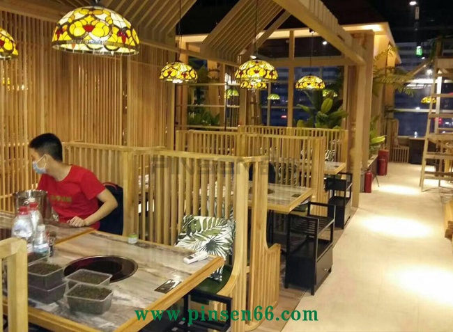 實(shí)木包邊大理石電磁爐火鍋?zhàn)揽ㄗM合