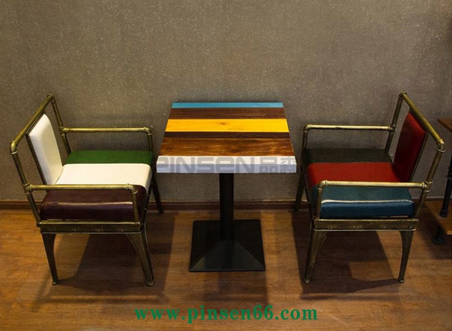 美式復古工業(yè)風單多人酒吧餐桌椅咖啡廳餐桌椅做舊創(chuàng)意鐵藝餐桌椅