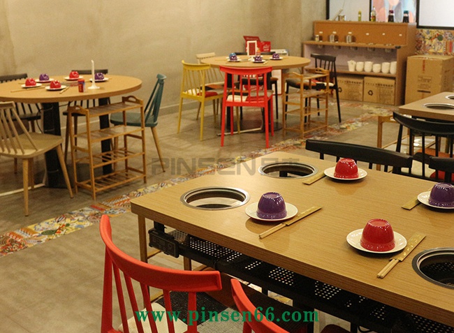 工業(yè)風火鍋桌椅